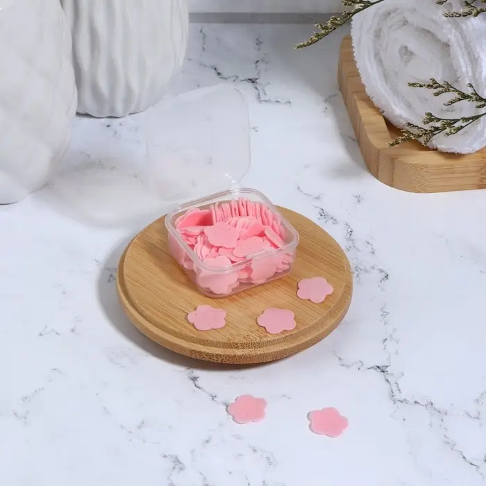 Мыло листовое, в пластинах, 72 (± 2) шт., в футляре, розовое