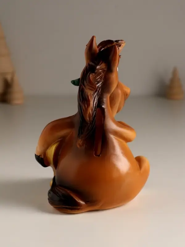 Копилка полистоун "Конь с подковой - Люблю и клевером" 9,7х8,5х13,3 см