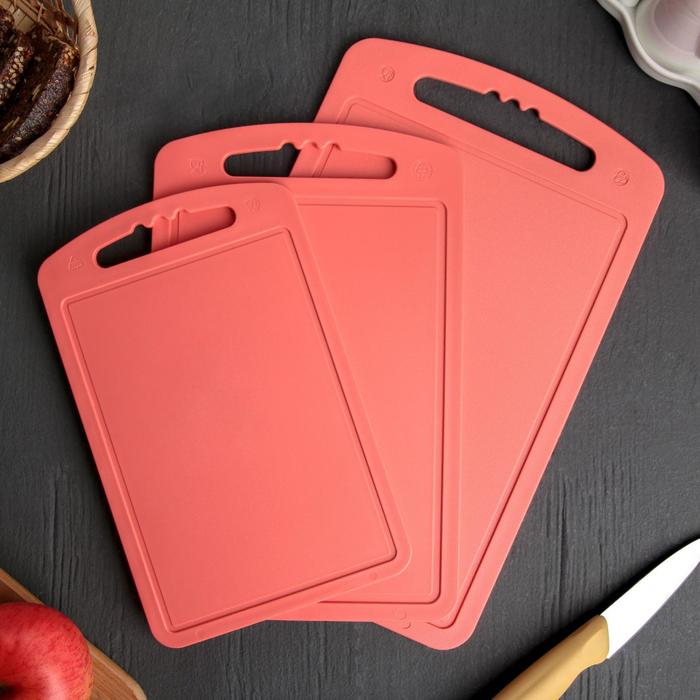 Набор разделочных досок, 3 шт: 24×15 см, 28×18 см, 32×20 см, цвет МИКС Набор разделочных досок, 3 шт: 24×15 см, 28×18 см, 32×20 см, цвет МИКС