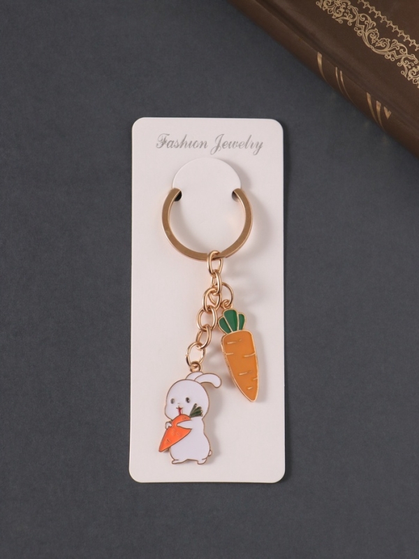 Брелок металл, эмаль "Зайка и морковки" 9 см