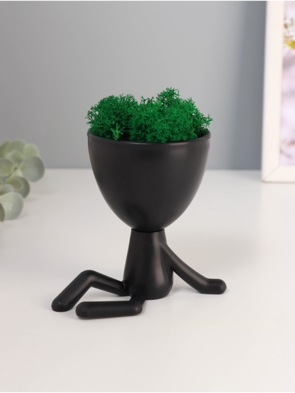 Кашпо пластиковое "Мистер Грин на чиле" 10*10,5*7,3 см черный