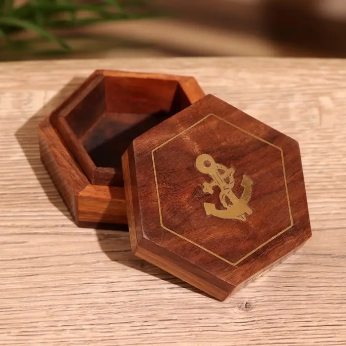 Шкатулка &laquo;Якорь&raquo;, 8.5&times;7.5&times;3.5 см, дерево шишам