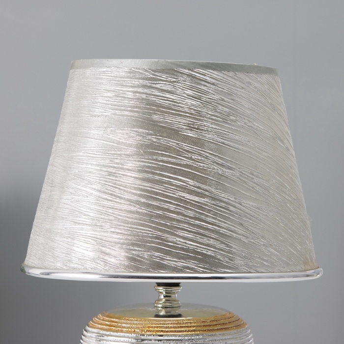 Настольная лампа с абажуром RISALUX «Кэнди», Е14, 40 Вт, 22.5×22.5×34.5 см Настольная лампа с абажуром RISALUX «Кэнди», Е14, 40 Вт, 22.5×22.5×34.5 см