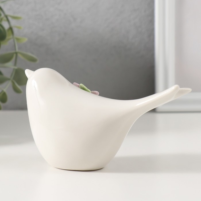 Сувенир керамика Сувенир керамика "Птичка белая с сиреневым цветком" 12,4х5х6,7 см