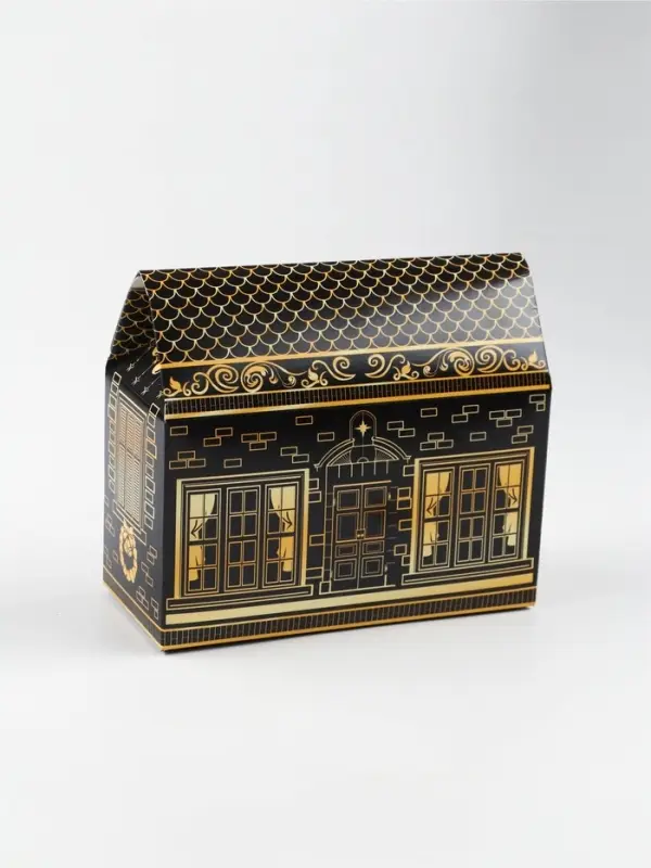 Набор в коробке-домике &laquo;Счастья в Новом году&raquo;, чай 50 г, печенье 3 шт, конфеты 100 г