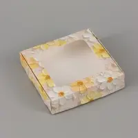 Коробка подарочная самосборная с окном &laquo;Цветы&raquo;, 13&times;13&times;3 см