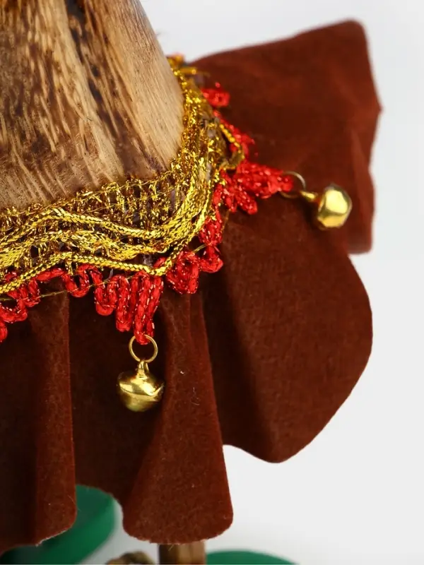 Сувенир &laquo;Утка в юбке&raquo;, 27 см, дерево