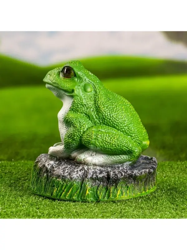 Садовая фигура из гипса &laquo;Лягушка на камне&raquo;, 22&times;20&times;22 см