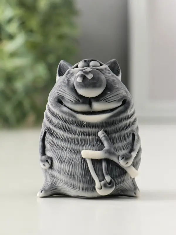 Сувенир Сувенир "Кот хулиган с рогаткой" 7 см