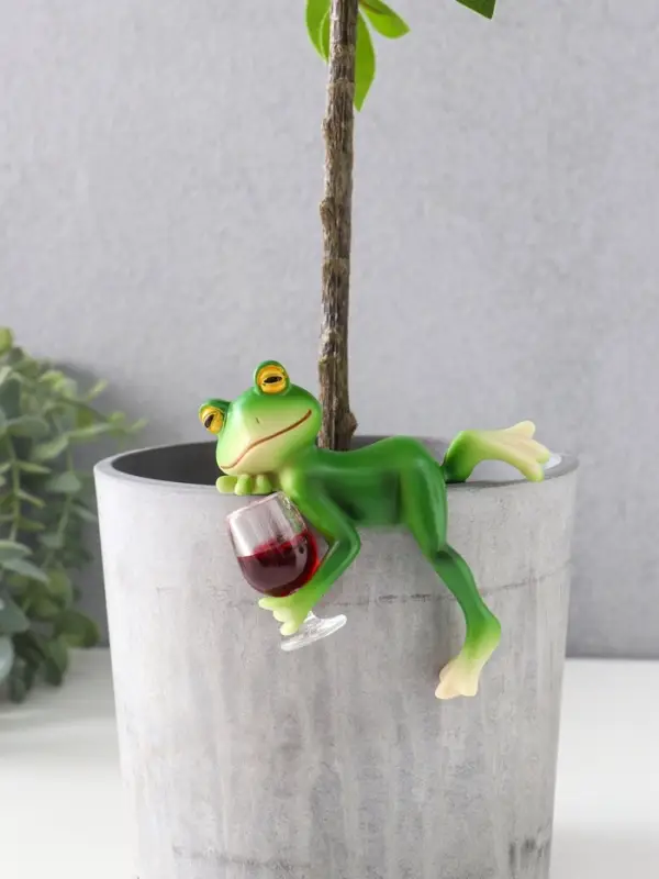 Сувенир полистоун Сувенир полистоун "Лягуха с бокалом - расслабляемся" 9,5х4,5х7,5 см