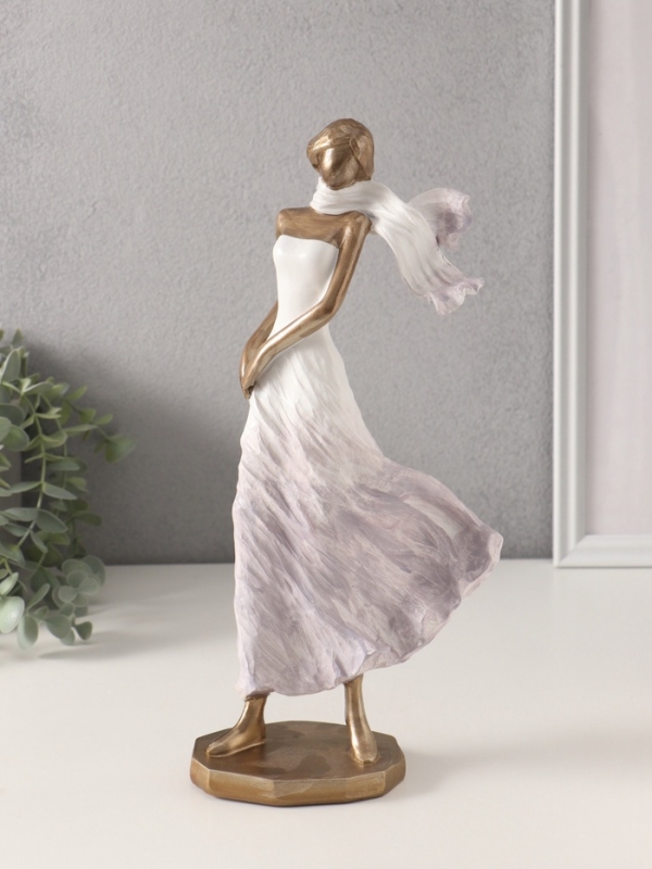 Сувенир полистоун Сувенир полистоун "Девушка в платье с шарфом. Ветер" 16х9,5х33 см