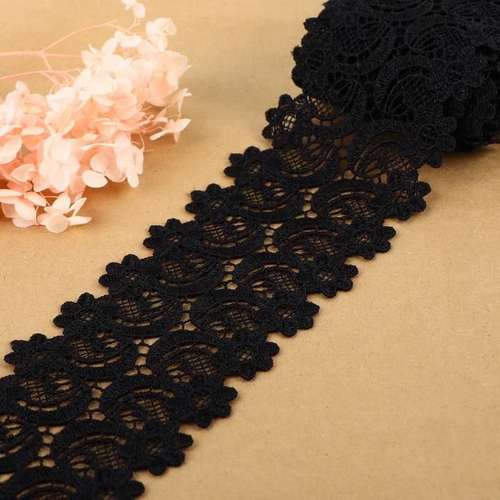 Кружево гипюровое, 65 ± 5 мм × 6,8 ± 0,5 м, цвет чёрный
