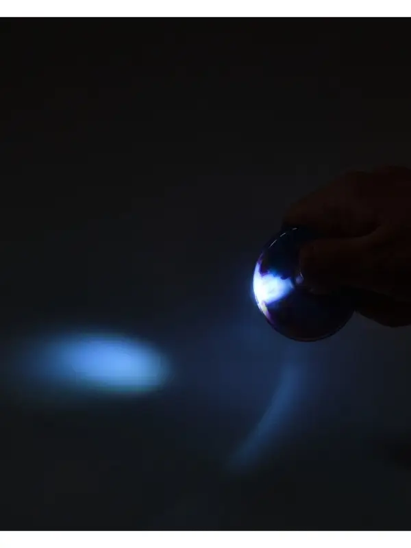 Брелок новогодний с фонариком «Сияй», 5 х 5 см Брелок новогодний с фонариком «Сияй», 5 х 5 см