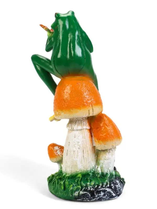 Садовая фигура из полистоуна &laquo;Лягушка с бабочкой&raquo;, 39&times;14&times;14 см