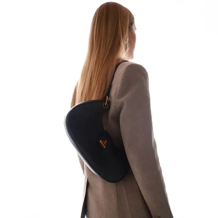 Сумка женская багет TEXTURA на молнии, 30&times;5&times;17 см, чёрная