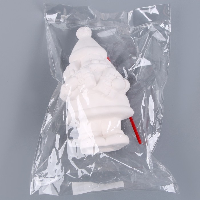 Новый год! Фигурка под роспись «Дед Мороз с подарками», с кистью Новый год! Фигурка под роспись «Дед Мороз с подарками», с кистью