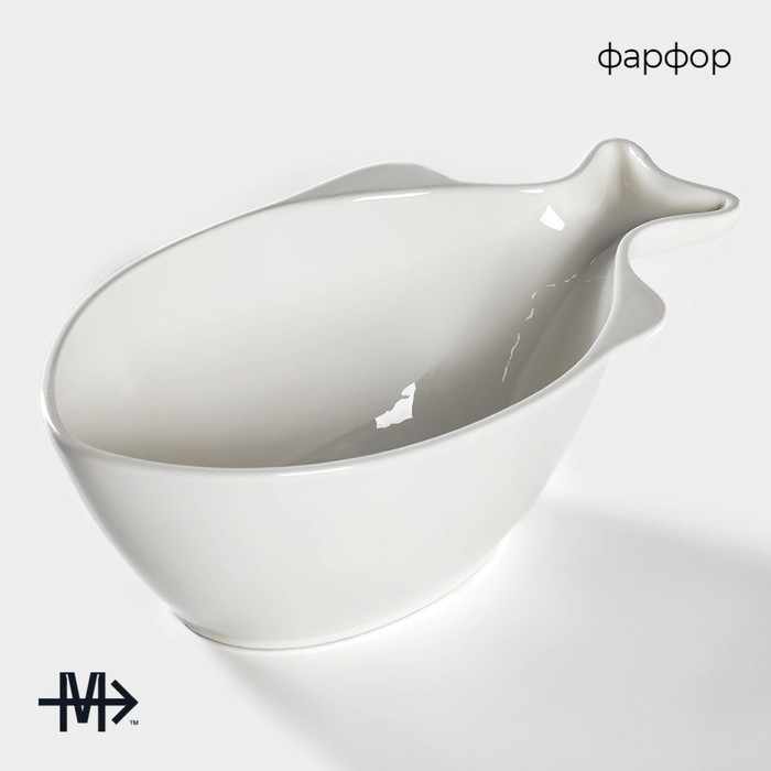 Салатник фарфоровый Magistro «Рыбка», 2 л, 31×17×10,5 см, цвет белый