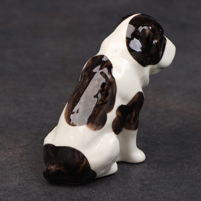 Статуэтка фарфоровая  Статуэтка фарфоровая "Алабай чёрно-белый", 10 см, авторская роспись