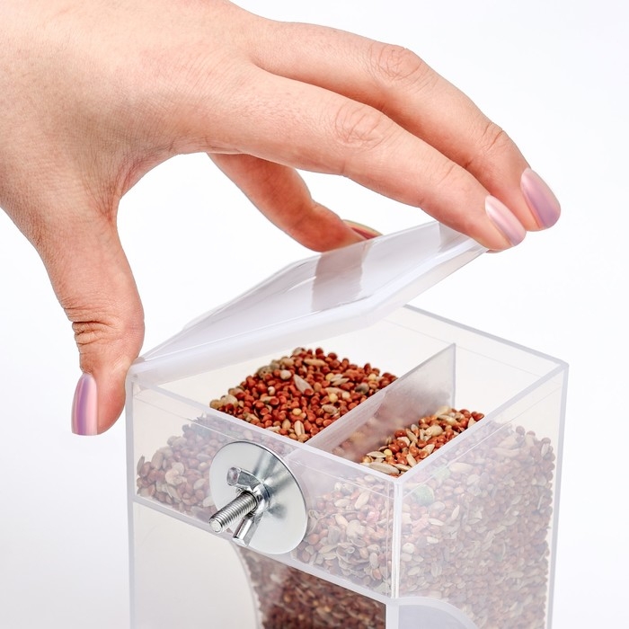 Автокормушка для птиц 8,5 х 8 х 15,4 см Автокормушка для птиц 8,5 х 8 х 15,4 см