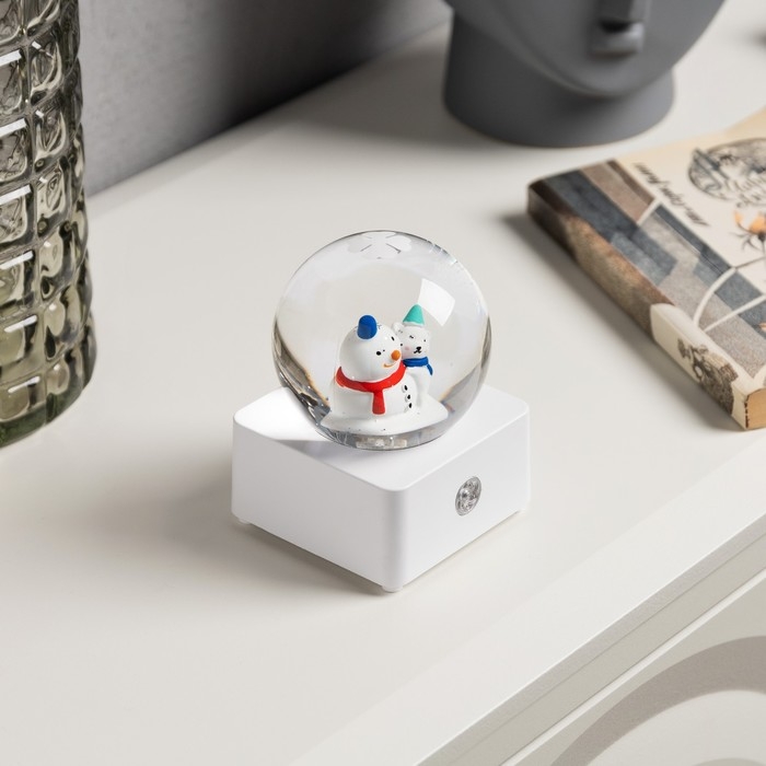 Светодиодная фигура «Шар со снеговиком и медведем» 10 × 14.3 × 10 см, пластик, USB, свечение тёплое белое Светодиодная фигура «Шар со снеговиком и медведем» 10 × 14.3 × 10 см, пластик, USB, свечение тёплое белое