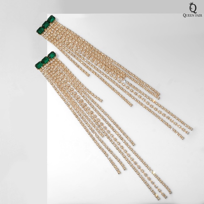 Серьги висячие со стразами «Мулен Руж» водопад, цвет бело-зелёный в золоте, 19 см