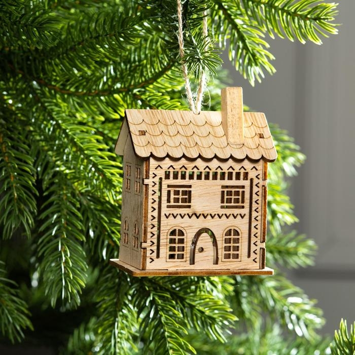 Ёлочная игрушка «Резной домик», от батареек, свечение тёплое белое Ёлочная игрушка «Резной домик», от батареек, свечение тёплое белое