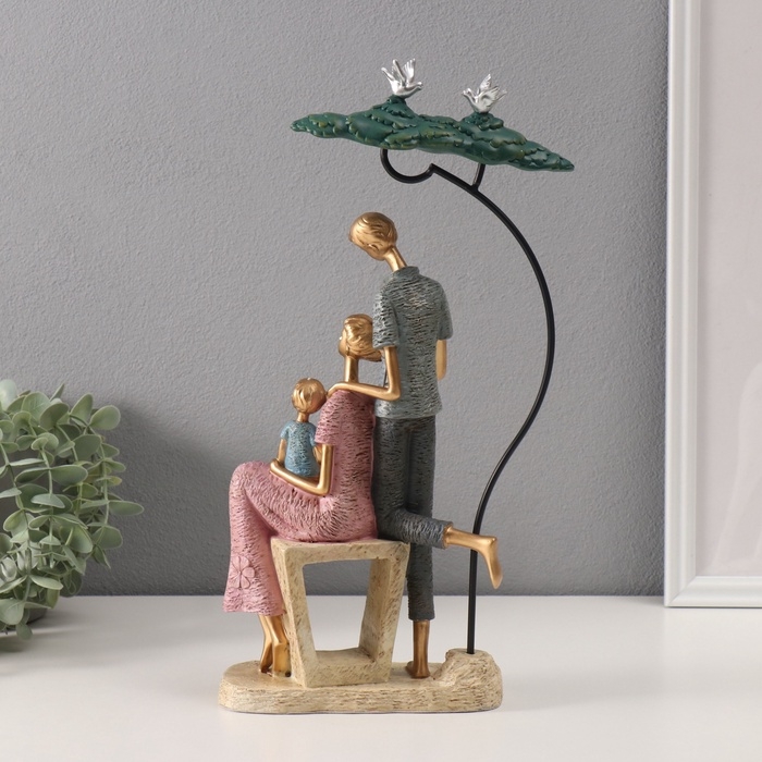 Сувенир полистоун  Сувенир полистоун "Семья с ребенком под деревом" розово-голубой 6,5х20х35 см