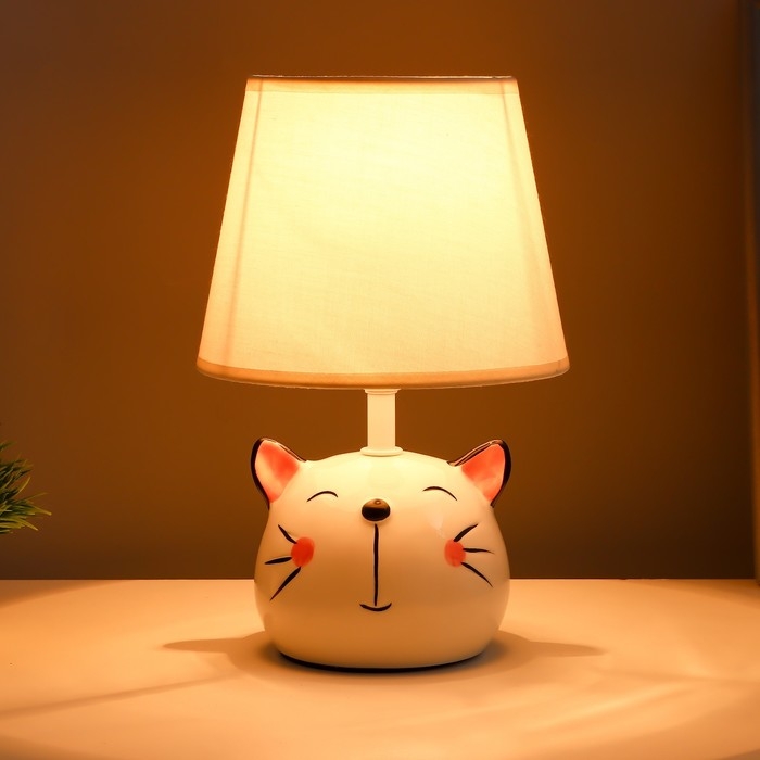 Настольная лампа "Котенок" Е14 40Вт белый 17х17х27 см RISALUX