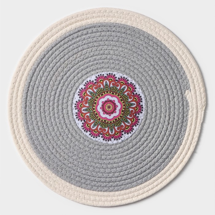 Салфетка сервировочная на стол Доляна &laquo;Мира&raquo;, d=38 см, цвет серый, рисунок МИКС