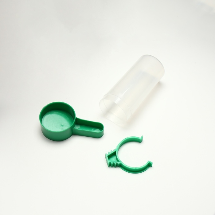 Поилка/кормушка для птиц 4 х 12 см, 140 мл, зелёная Поилка/кормушка для птиц 4 х 12 см, 140 мл, зелёная