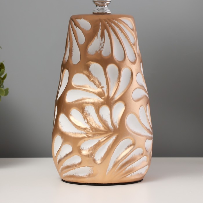 Настольная лампа Настольная лампа "Аиша" Е14 40Вт бело-золотой 22х22х36 см