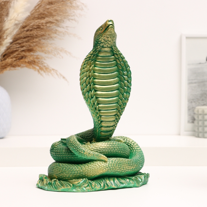 Новый год. Символ 2025. Фигура Новый год. Символ 2025. Фигура "Змея Кобра" зеленая с позолотой, 17х13х25см