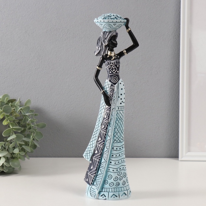 Сувенир полистоун  Сувенир полистоун "Африканка с тарелкой на голове" белый с синим 10,5х6,5х33 см