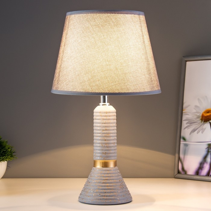 Настольная лампа Настольная лампа "Белана" Е14 40Вт серо-золотой 22х22х38,5 см RISALUX