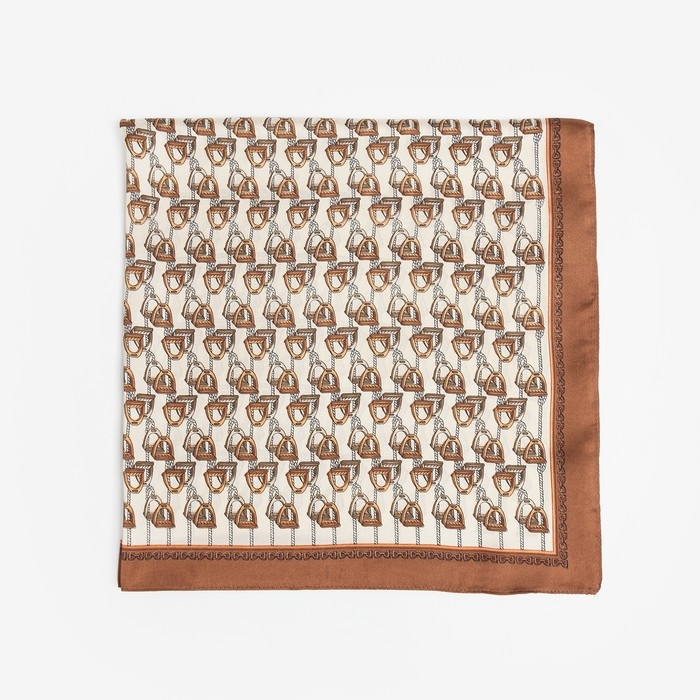Платок женский MINAKU р-р 70*70 см, цвет бежевый Платок женский MINAKU р-р 70*70 см, цвет бежевый