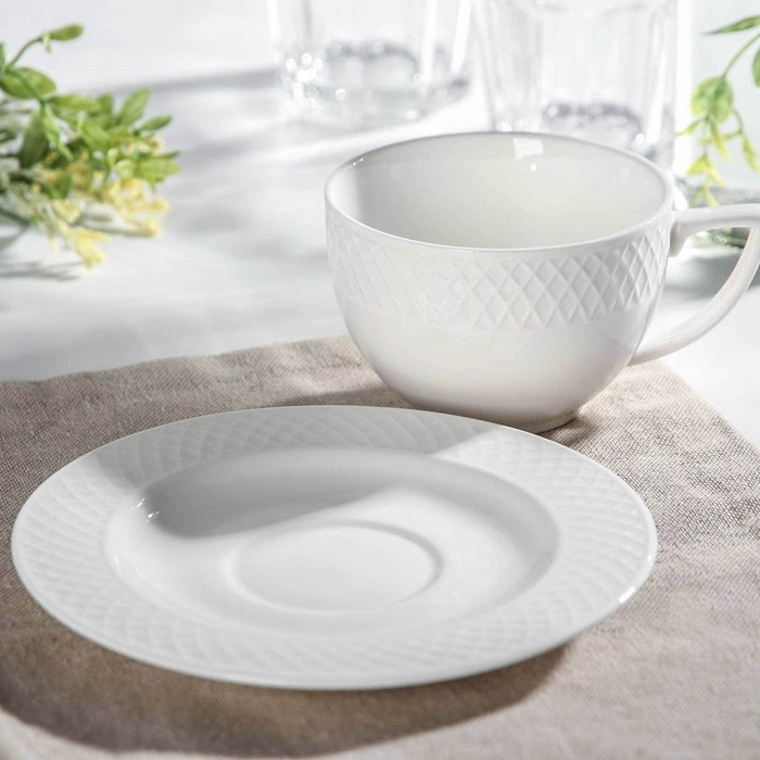 Чайная пара фарфоровая Wilmax «Юлия Высоцкая», 2 предмета: чашка 240 мл, блюдце, цвет белый