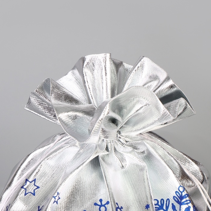 Подарочный мешок Деда Мороза «Снежинки», серебро, 60 х 40см