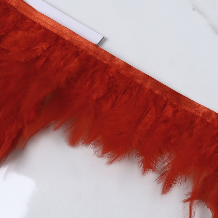 Тесьма с перьями петуха, 10-15 см, 5 ± 0,5 м, цвет красный Тесьма с перьями петуха, 10-15 см, 5 ± 0,5 м, цвет красный