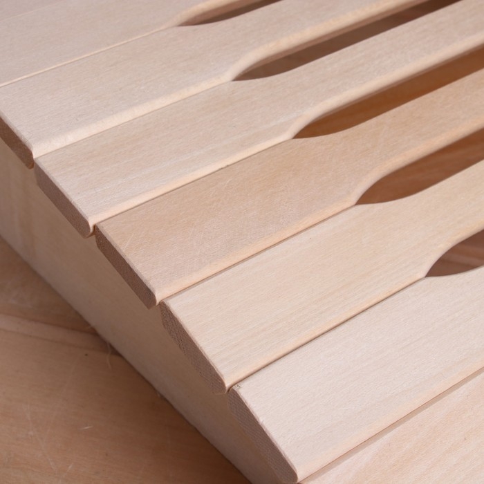 Подголовник из липы, пружинный анатомический (фигурная рейка) 35х31х9,5 см Подголовник из липы, пружинный анатомический (фигурная рейка) 35х31х9,5 см