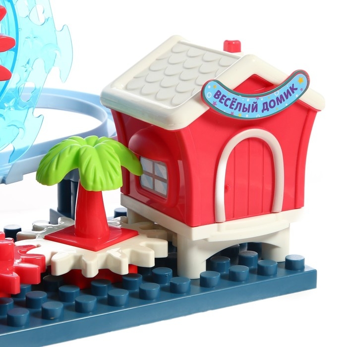 Конструктор развивающий с шестерёнками «Весёлые паровозики», 33 детали Конструктор развивающий с шестерёнками «Весёлые паровозики», 33 детали