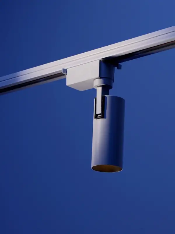 Трековый светильник Luazon lighting LTL-070, 10 Вт, 850 Лм, 3000К, белый, свечение тёплое белое
