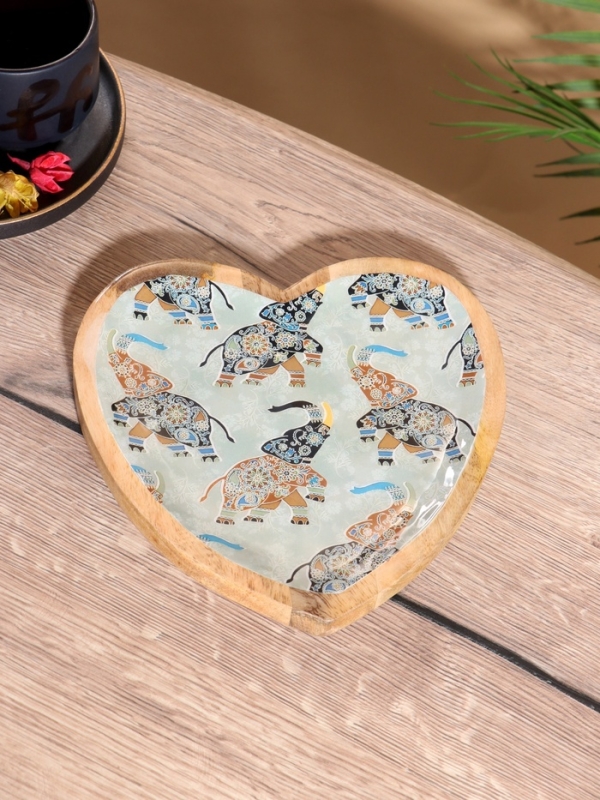 Блюдо в форме сердца &laquo;Мудрый слон&raquo;, дерево манго, 20.5&times;20&times;2.3 см