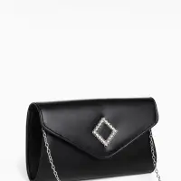 Сумка-клатч женская вечерняя на магните, на длинной цепочке, с декоративным элементом, однотонная, чёрная
