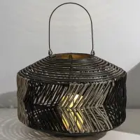 Подсвечник - фонарь на 1 свечу &laquo;Лист из лозы&raquo;, пластик, чёрно-белый, 15&times;38&times;27 см