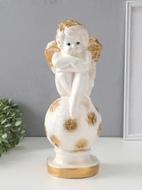 Фигура гипс &laquo;Ангел на шаре&raquo;, белый, 14&times;15&times;40 см