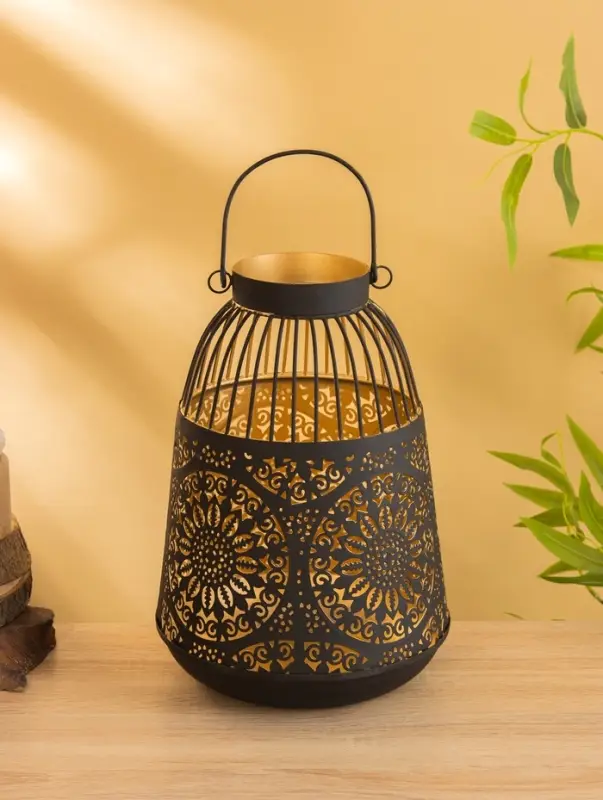 Подсвечник &laquo;Ажур&raquo;, 21.5&times;21.5&times;30.5 см, металл