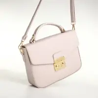 Сумка женская мессенджер TEXTURA на клапане, 23&times;6&times;17 см, бежевая