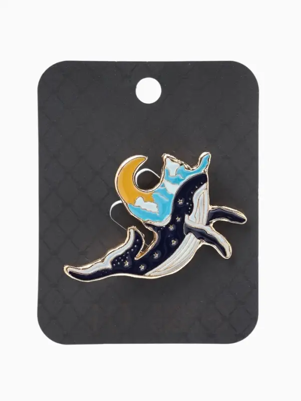 Брошь &laquo;Кит и полумесяц&raquo;, цветная в золоте