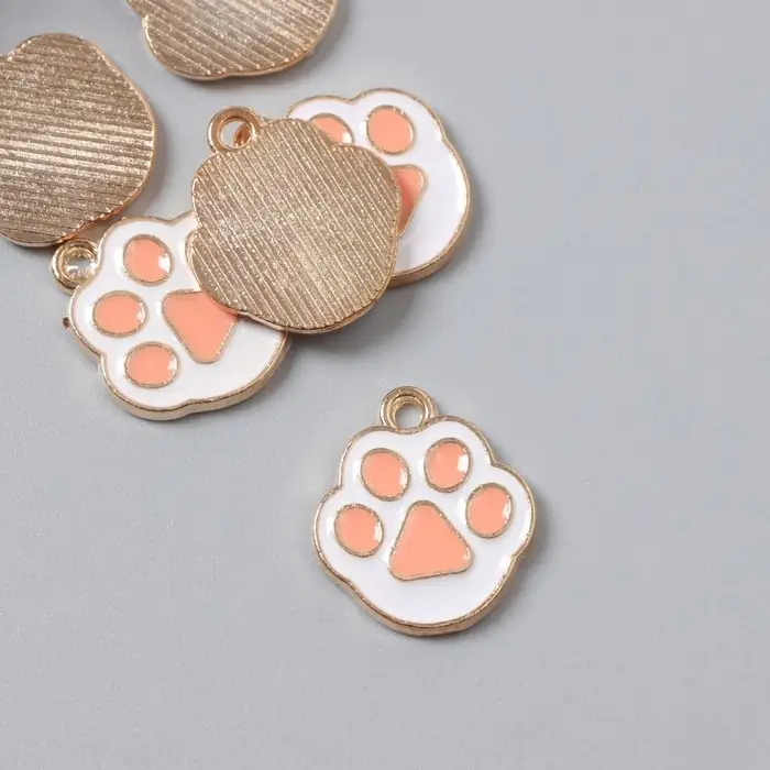 Металлический элемент, декоративная подвеска &laquo;Арт Узор. Кошачья лапка&raquo;, эмаль, бело-розовый, 1.7&times;1.5 см