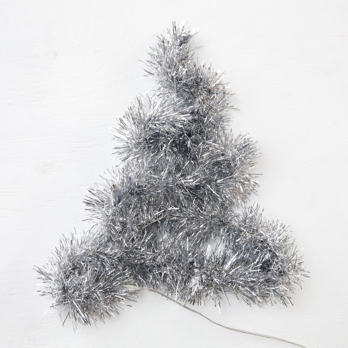 Гирлянда «Мишура» 1 м роса, IP20, серебристая нить, 22 LED, 6 слоёв, d=7 см, батарейки CR2032х2 (в комплекте), свечение белое